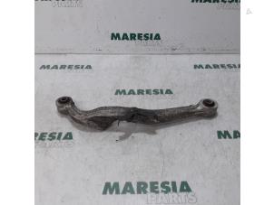 Used Rear wishbone, right Renault Koleos I 2.5 16V Price € 105,00 Margin scheme offered by Maresia Parts