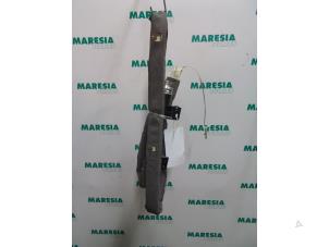 Used Roof curtain airbag, left Renault Laguna II Grandtour (KG) 1.8 16V Price € 25,00 Margin scheme offered by Maresia Parts