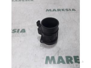 Used Airflow meter Renault Grand Scénic III (JZ) 1.5 dCi 110 Price € 30,00 Margin scheme offered by Maresia Parts