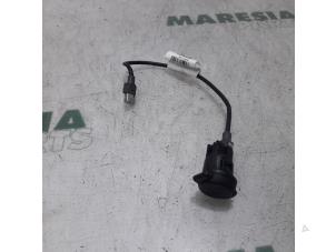 Used Particulate filter sensor Peugeot Partner (GC/GF/GG/GJ/GK) 1.6 BlueHDI 75 Price € 36,30 Inclusive VAT offered by Maresia Parts