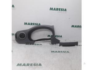 Used Dashboard Peugeot Partner (GC/GF/GG/GJ/GK) 1.6 BlueHDI 75 Price € 42,35 Inclusive VAT offered by Maresia Parts
