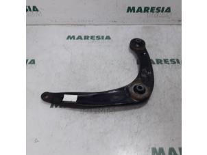 Used Front lower wishbone, right Peugeot Partner (GC/GF/GG/GJ/GK) 1.6 BlueHDI 75 Price € 60,50 Inclusive VAT offered by Maresia Parts