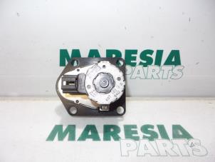 Used Heater valve motor Peugeot 607 (9D/U) 2.0 16V Price € 25,00 Margin scheme offered by Maresia Parts