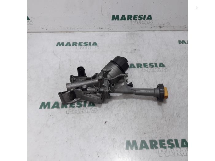 Gebrauchte Ölfilterhalter Fiat Fiorino (225) 1.3 JTD 16V Multijet Preis € 108,90 Mit Mehrwertsteuer angeboten von Maresia Parts
