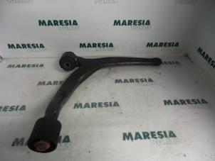 Used Front lower wishbone, right Peugeot 607 (9D/U) 2.0 16V Price € 35,00 Margin scheme offered by Maresia Parts
