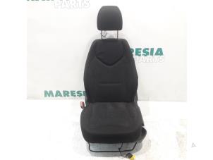 Gebrauchte Sitz links Peugeot 308 SW (4E/H) 1.6 VTI 16V Preis € 85,00 Margenregelung angeboten von Maresia Parts