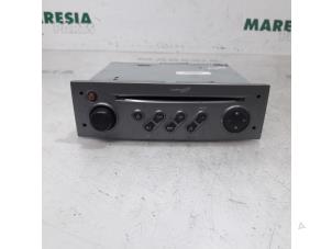 Gebrauchte Radio CD Spieler Renault Scénic II (JM) 1.6 16V Preis € 262,50 Margenregelung angeboten von Maresia Parts