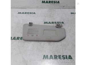 Used Sun visor Renault Scénic III (JZ) 1.5 dCi 105 Price € 35,00 Margin scheme offered by Maresia Parts