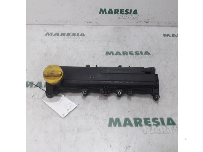 Gebrauchte Ventildeckel Renault Kangoo Express (FW) 1.5 dCi 70 Preis € 35,00 Margenregelung angeboten von Maresia Parts