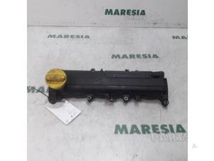 Used Rocker cover Renault Kangoo Express (FW) 1.5 dCi 70 Price € 35,00 Margin scheme offered by Maresia Parts
