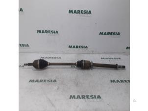 Used Front drive shaft, right Renault Scénic III (JZ) 1.5 dCi 105 Price € 60,00 Margin scheme offered by Maresia Parts