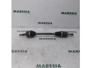 Used Front drive shaft, left Renault Scénic III (JZ) 1.5 dCi 105 Price € 60,00 Margin scheme offered by Maresia Parts