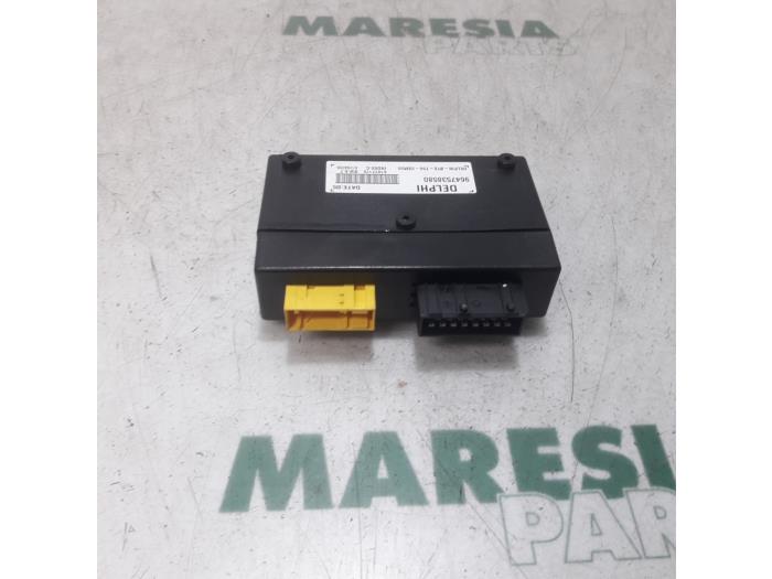 Used Convertible computer Peugeot 307 CC (3B) 2.0 16V Price € 189,00 Margin scheme offered by Maresia Parts