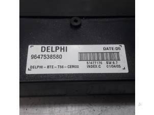 Convertible computer from a Peugeot 307 CC (3B) 2.0 16V 2005