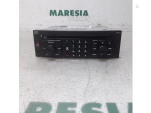 Usados Reproductor de CD y radio Peugeot 307 CC (3B) 2.0 16V Precio € 210,00 Norma de margen ofrecido por Maresia Parts