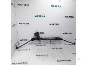 Used Power steering box Peugeot 307 CC (3B) 2.0 16V Price € 65,00 Margin scheme offered by Maresia Parts