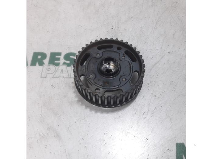 Gebrauchte Nockenwelle Zahnrad Renault Megane III Coupe (DZ) 1.6 16V Preis € 50,00 Margenregelung angeboten von Maresia Parts