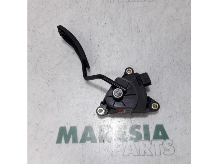 Begagnade Gaspedalsensor Renault Kangoo Express (FW) 1.5 dCi 75 Pris € 60,50 Inklusive moms erbjuds av Maresia Parts