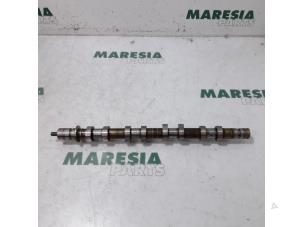 Used Camshaft Renault Grand Scénic II (JM) 2.0 16V Turbo Price € 85,00 Margin scheme offered by Maresia Parts