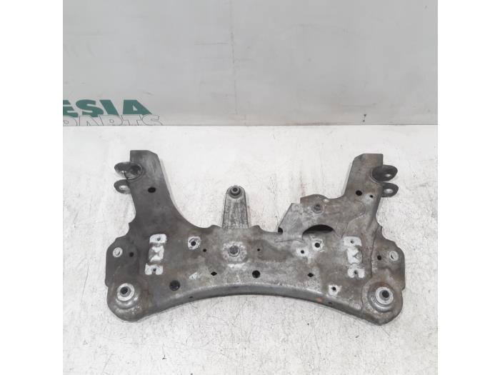 Begagnade Underram Renault Kangoo Express (FW) 1.5 dCi 75 Pris € 90,75 Inklusive moms erbjuds av Maresia Parts