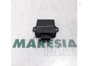 Used Computer lighting module Peugeot 508 (8D) 2.0 Hybrid4 16V Price € 50,00 Margin scheme offered by Maresia Parts