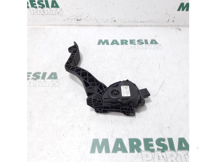 Begagnade Gaspedalsensor Peugeot 207/207+ (WA/WC/WM) 1.4 16V VTi Pris € 35,00 Marginaltabell erbjuds av Maresia Parts