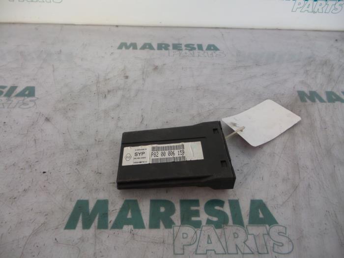 Used Computer, miscellaneous Renault Vel Satis (BJ) 3.0 dCi V6 24V Price € 42,50 Margin scheme offered by Maresia Parts