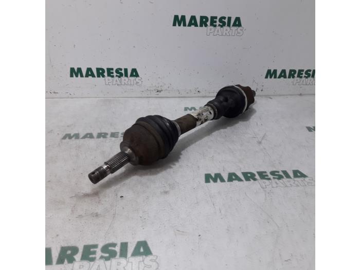 Front drive shaft, left from a Citroën C6 (TD) 2.7 HDiF V6 24V 2007