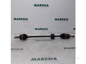 Usagé Arbre de transmission avant droit Fiat 500 (312) 1.2 69 Prix € 35,00 Règlement à la marge proposé par Maresia Parts