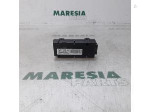 Used Tyre pressure module Peugeot 308 (4A/C) 1.6 16V THP Autom. Price € 50,00 Margin scheme offered by Maresia Parts