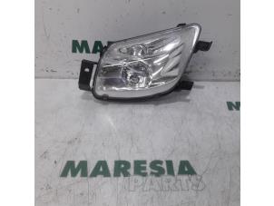 Used Fog light, front right Peugeot 308 (4A/C) 1.6 16V THP Autom. Price € 25,00 Margin scheme offered by Maresia Parts