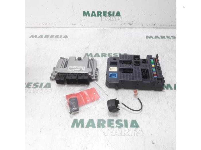 Gebrauchte Steuergerät Motormanagement Peugeot 308 (4A/C) 1.6 16V THP Autom. Preis € 367,50 Margenregelung angeboten von Maresia Parts