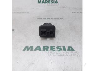 Used Glow plug relay Fiat Punto Evo (199) 1.3 JTD Multijet 85 16V Euro 5 Price € 9,99 Margin scheme offered by Maresia Parts