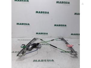 Used Window mechanism 2-door, front left Peugeot Expert (G9) 2.0 HDiF 16V 130 Price € 75,00 Margin scheme offered by Maresia Parts