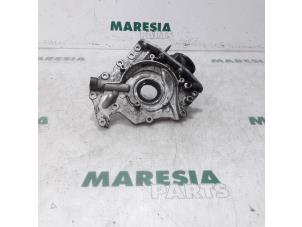 Used Oil pump Peugeot 508 SW (8E/8U) 1.6 HDiF 16V Price € 50,00 Margin scheme offered by Maresia Parts
