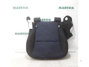 Used Seat upholstery, right Renault Clio III (BR/CR) 1.4 16V Price € 50,00 Margin scheme offered by Maresia Parts