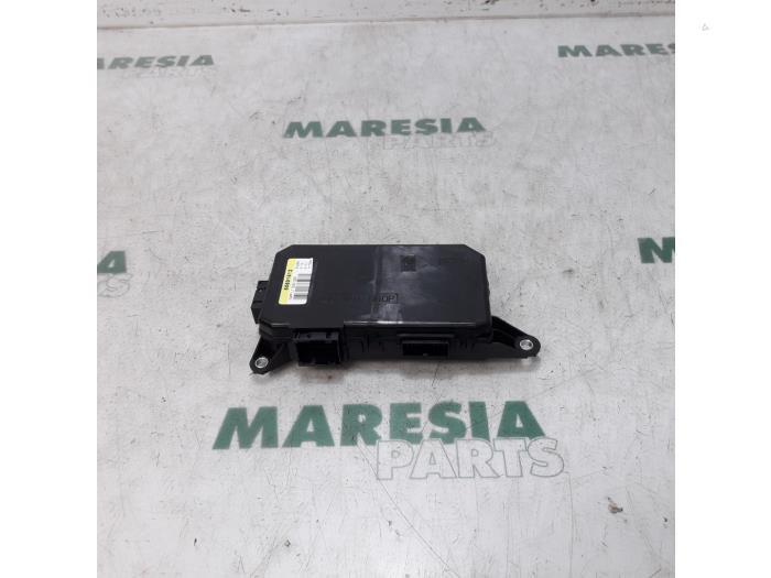 Usagé Ordinateur divers Alfa Romeo 159 (939AX) 1.9 JTS 16V Prix € 50,00 Règlement à la marge proposé par Maresia Parts