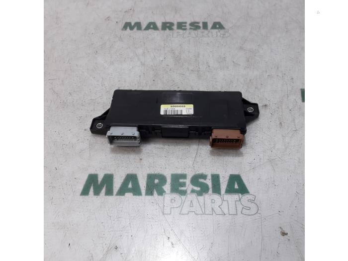 Usagé Ordinateur divers Alfa Romeo 159 (939AX) 1.9 JTS 16V Prix € 40,00 Règlement à la marge proposé par Maresia Parts