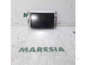 Used Navigation display Renault Koleos I 2.0 dCi 16V Price € 367,50 Margin scheme offered by Maresia Parts