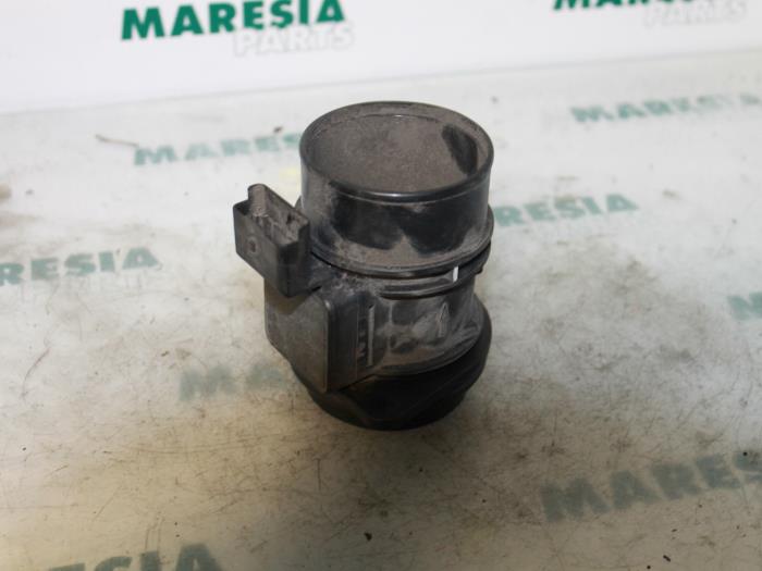 Begagnade Luftflödesmätare Renault Megane II CC (EM) 1.9 dCi 115 Pris € 35,00 Marginaltabell erbjuds av Maresia Parts
