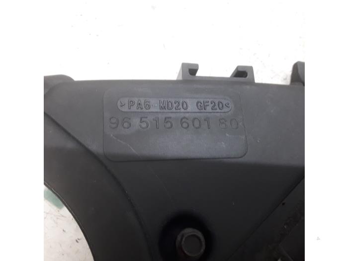 Usagé Couvercle de distribution Citroen Berlingo Cinqspace, Multispace 1.6 Hdi 16V 90 Prix € 20,00 Règlement à la marge proposé par Maresia Parts