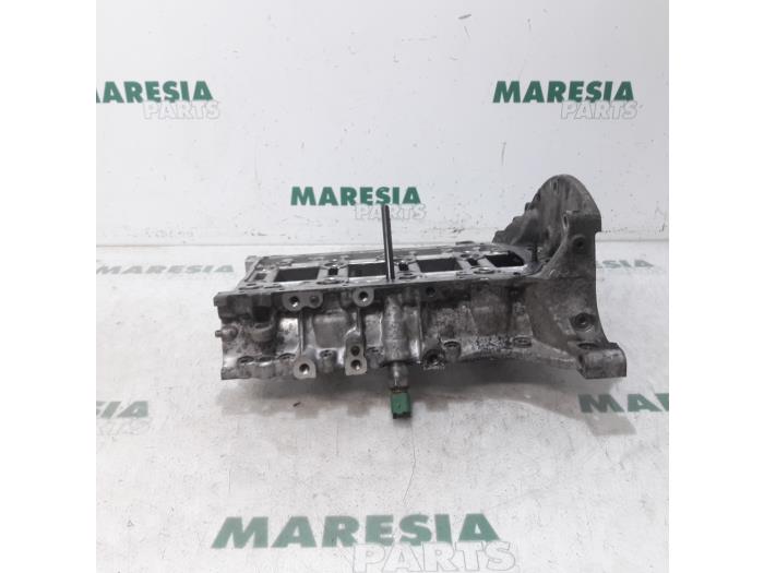 Gebrauchte Ölwanne Citroen Berlingo Cinqspace, Multispace 1.6 Hdi 16V 90 Preis € 50,00 Margenregelung angeboten von Maresia Parts