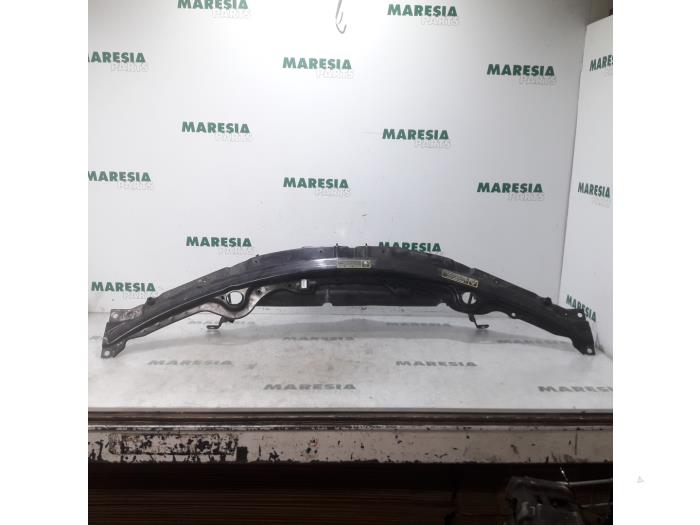 Begagnade Låsplatta Alfa Romeo 159 (939AX) 1.9 JTS 16V Pris € 39,95 Marginaltabell erbjuds av Maresia Parts