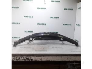 Usados Placa de cerradura Alfa Romeo 159 (939AX) 1.9 JTS 16V Precio € 50,00 Norma de margen ofrecido por Maresia Parts