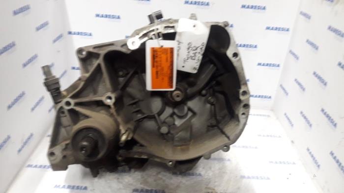 Usagé Boîte de vitesse Renault Twingo (C06) 1.2 Prix € 183,75 Règlement à la marge proposé par Maresia Parts
