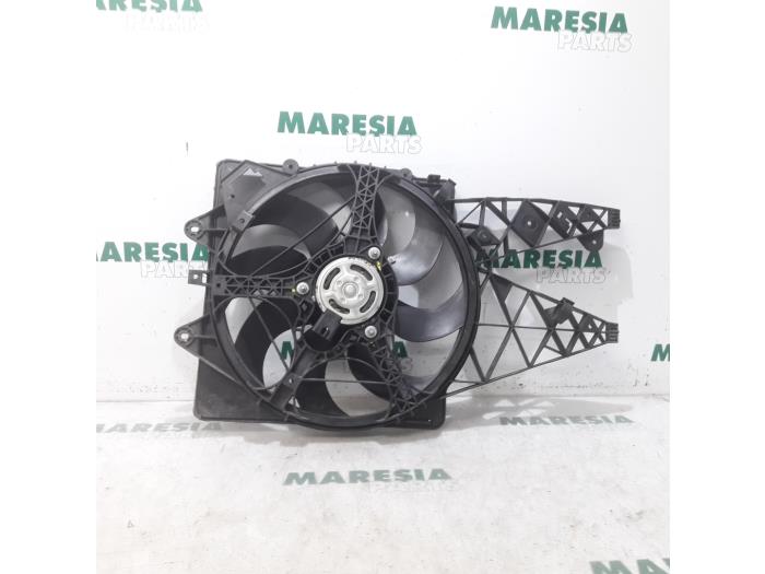 Używane Silnik wentylatora Fiat Punto Evo (199) 1.3 JTD Multijet 85 16V Euro 5 Cena € 39,95 Procedura marży oferowane przez Maresia Parts