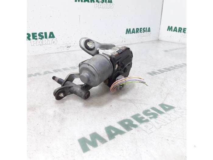 Front wiper motor from a Peugeot 407 (6C/J) 2.7 HDi V6 24V 2007