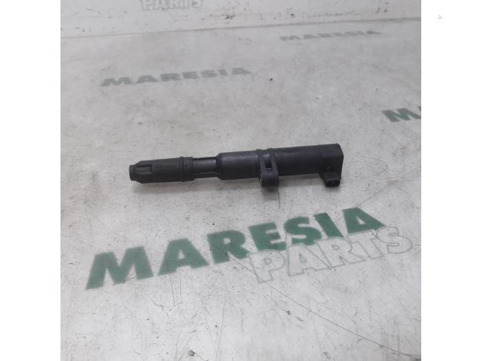 Usagé Bobine Renault Espace (JK) 2.0 16V Turbo Prix € 10,00 Règlement à la marge proposé par Maresia Parts