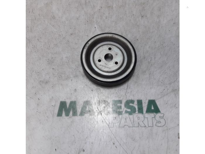 Usagé Pompe à eau Peugeot 308 SW (4E/H) 1.6 VTI 16V Prix € 15,00 Règlement à la marge proposé par Maresia Parts