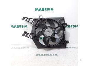 Used Fan motor Renault Twingo II (CN) 1.2 Price € 40,00 Margin scheme offered by Maresia Parts